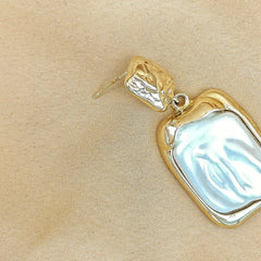 Molten Pearl Earring