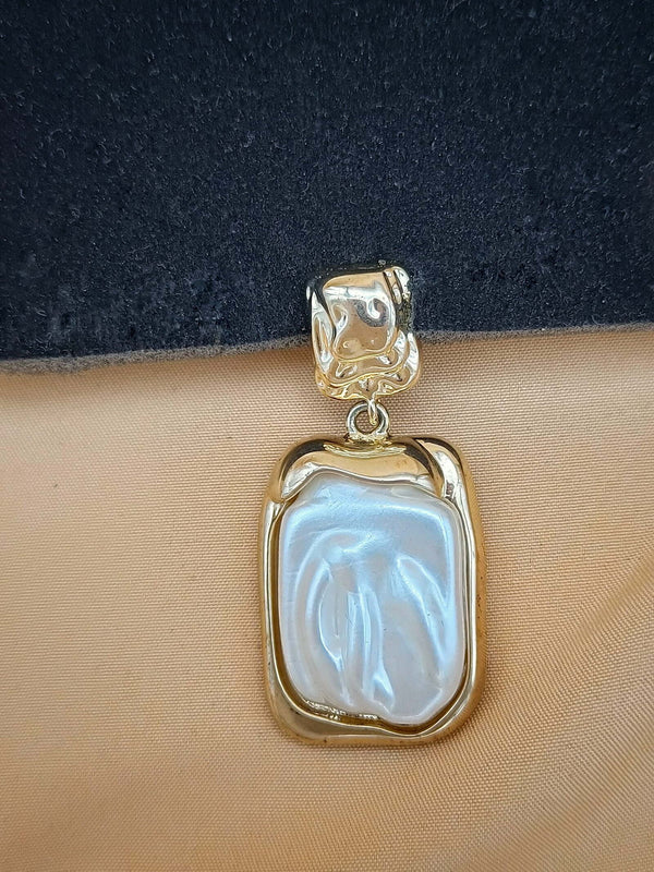 Molten Pearl Earring