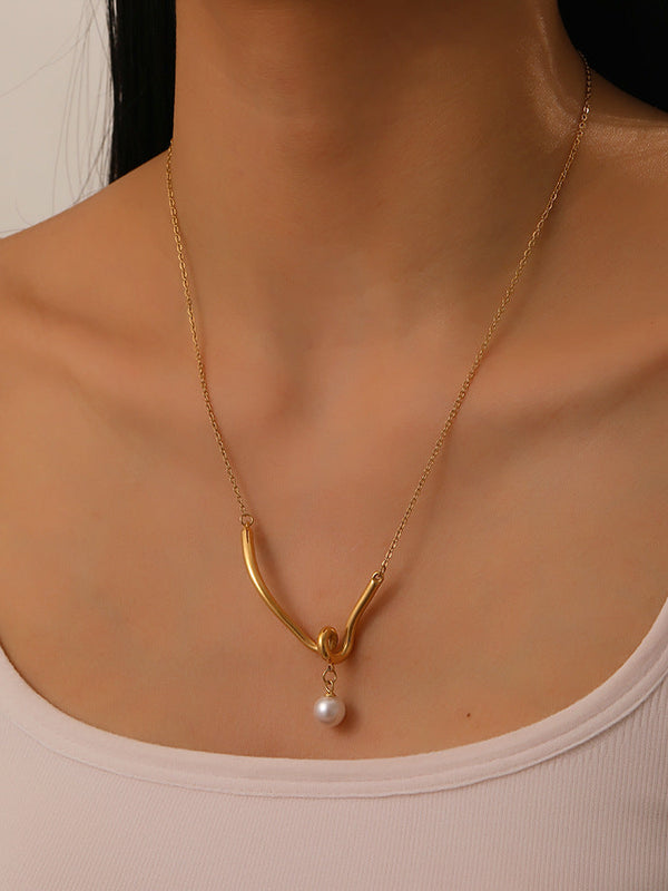 Twisty Pearl Necklace