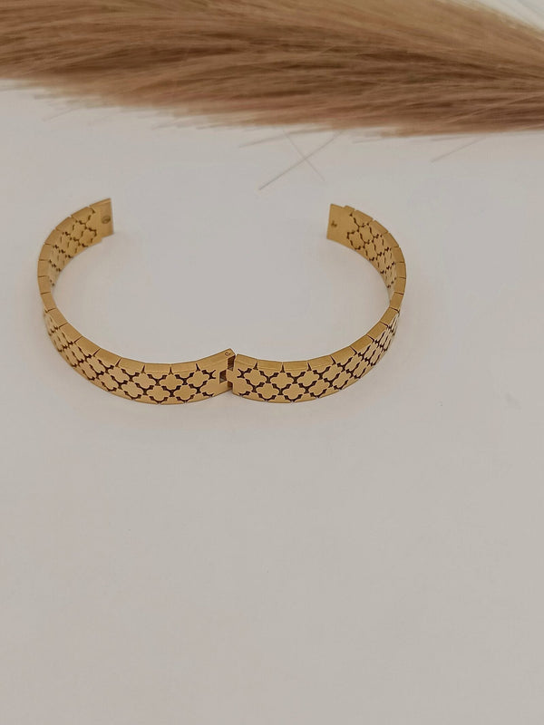 Clover Mesh Bracelet