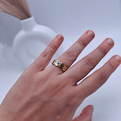 V-Design Ring